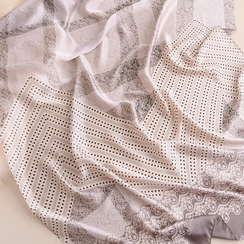 

Chinese Silk Autumn and winter New style Lady Fashion Print scarf Popular Headscarf Women Sunscreen Beach quality silk Shawl