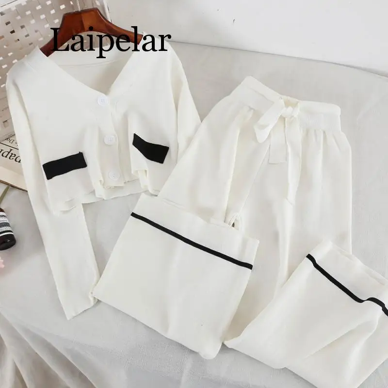 

Laipelar 2019 new fashion women two piece set Knitted suit retro suit female new