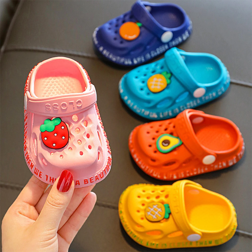 

Новинка лета 2021, детская обувь с дырками, сандалии для мальчиков и девочек, симпатичная мультяшная обувь, детские пляжные тапочки, детские с...