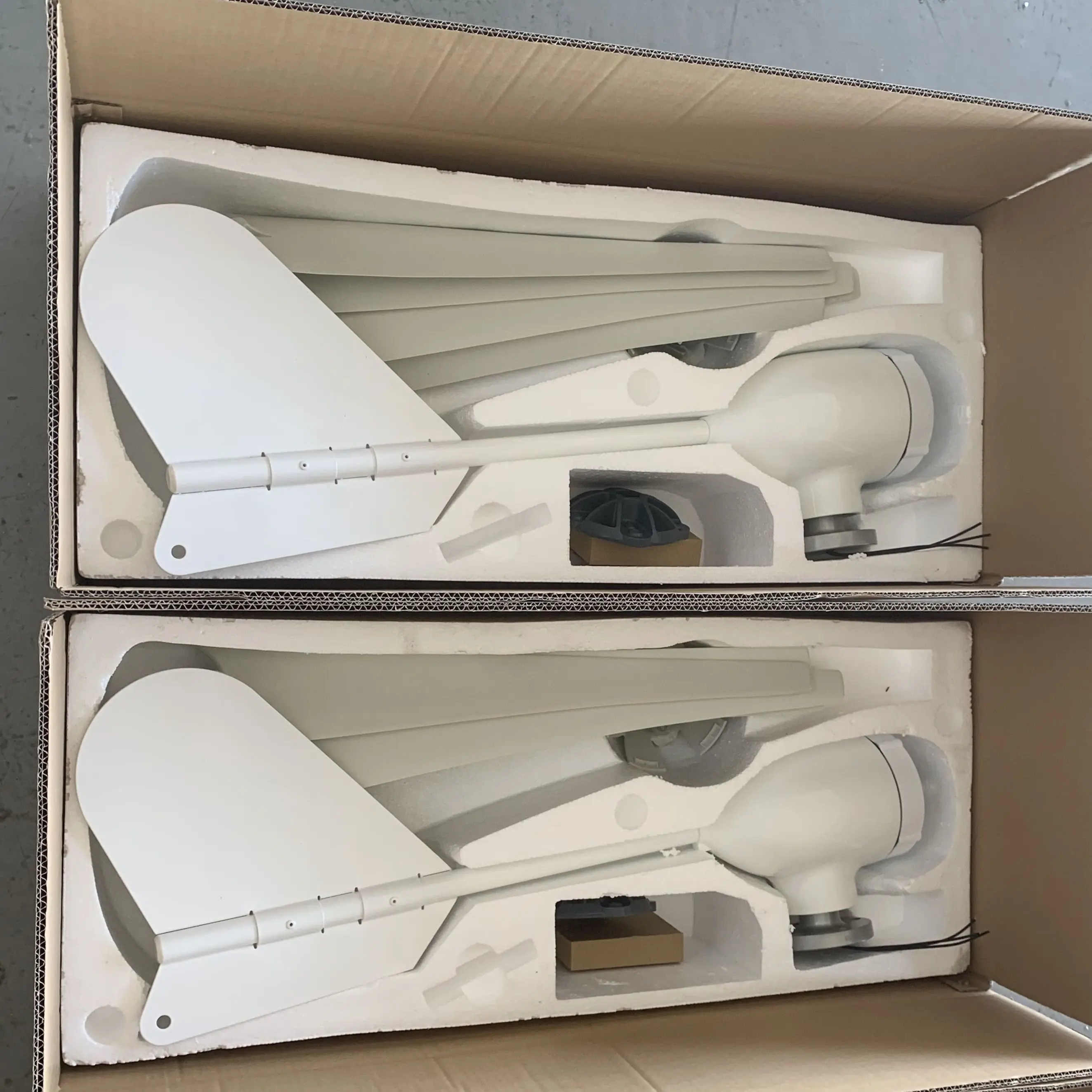 5 Long Blades 750mm Wind Turbine Generator 500w 12V 24V 48V Used for Land and Marine 20 Years Life Span wind turbinen generator |