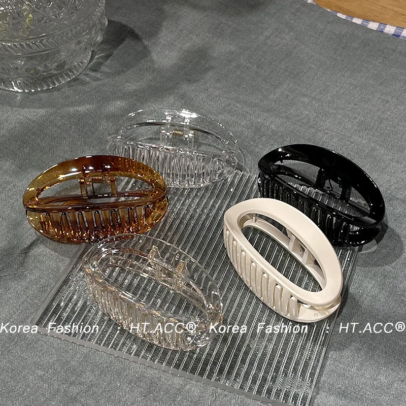 

Dongdaemun Korea's new elliptical gripping clip girly temperament wild back head shark clip claw clip hairpin