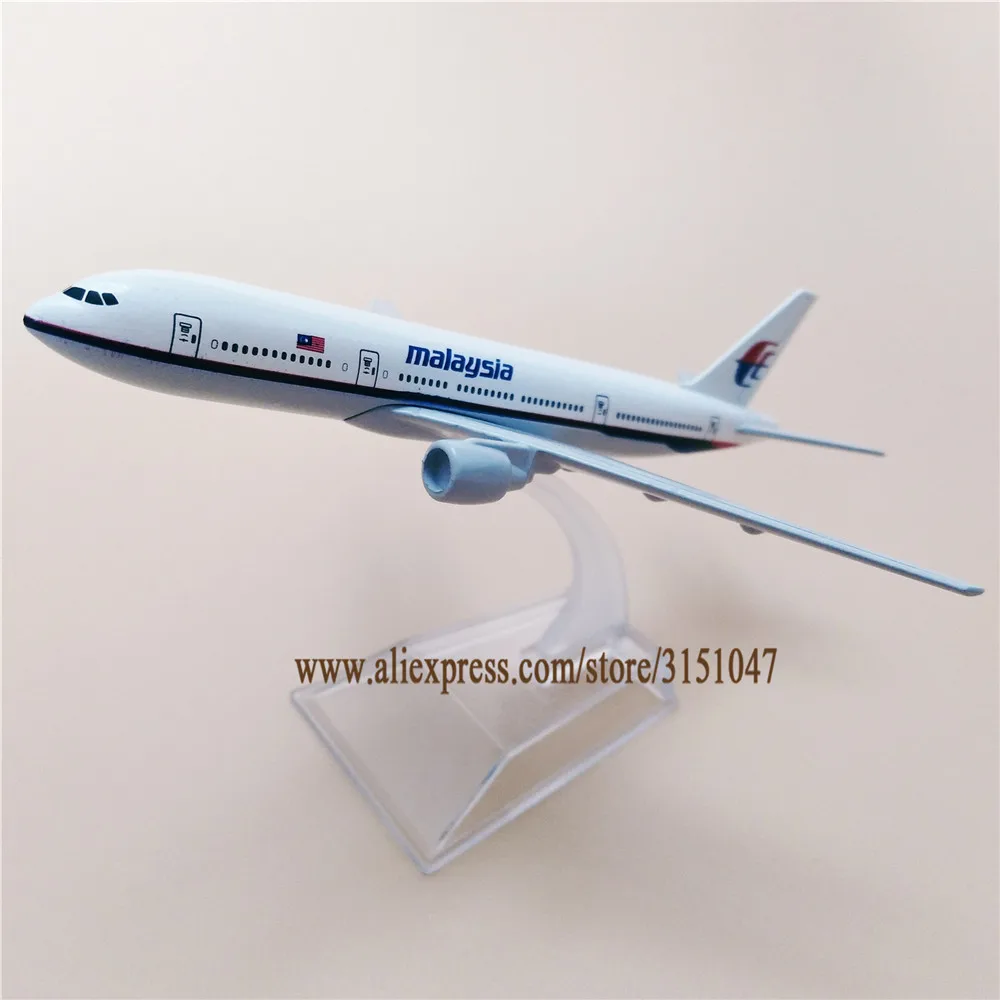 

16 777 B777