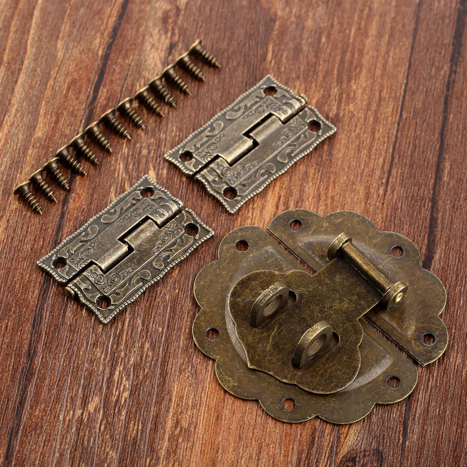 

Antique Furniture Hardware Set Toggle Latch Hasp Buckle Clasp Decorative Chinese Old Padlock Lock For Jewelry Wooden Box 58mm