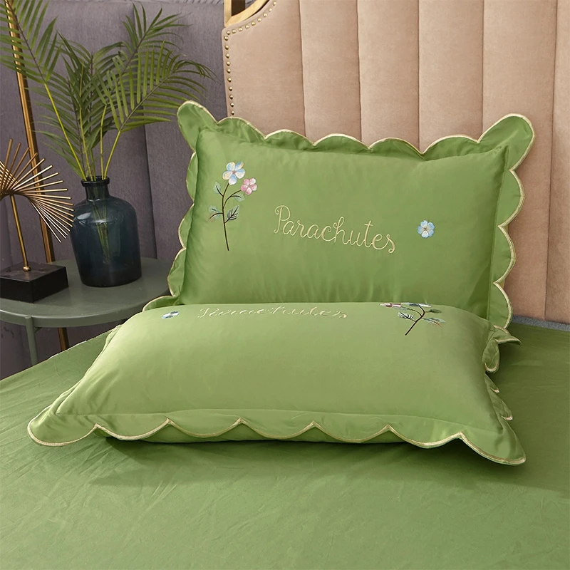 

Luxury Green Satin Silk Cotton Floral Embroidery Bedding Set Double Duvet Cover Bed Linen Lace Bedskirt Pillowcases Home Textile
