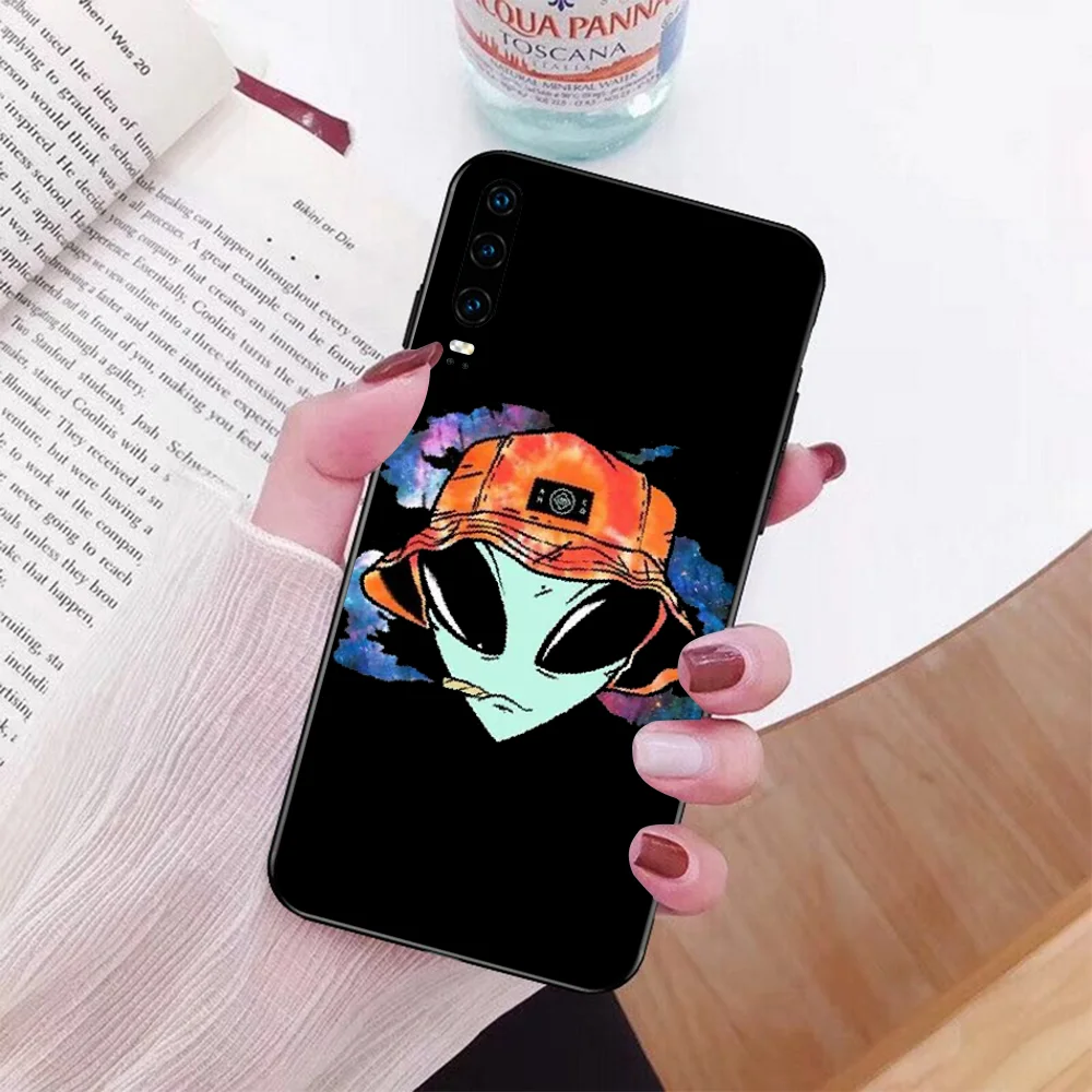 

NBDRUICAI Aesthetics Cute Cartoon alien space Phone Cover for Huawei P9 10 lite P20 pro lite P30 pro lite Psmart mate20 pro lite