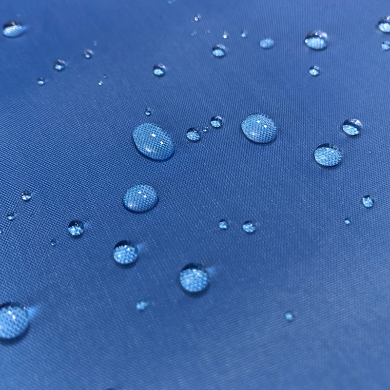 Ткань для занавесок "Двойное серебро", с затемнением, стиральная и водонепроницаемая, солнцезащитная и теплоизоляционная, размером 1*1.5 м, шириной 148 см.