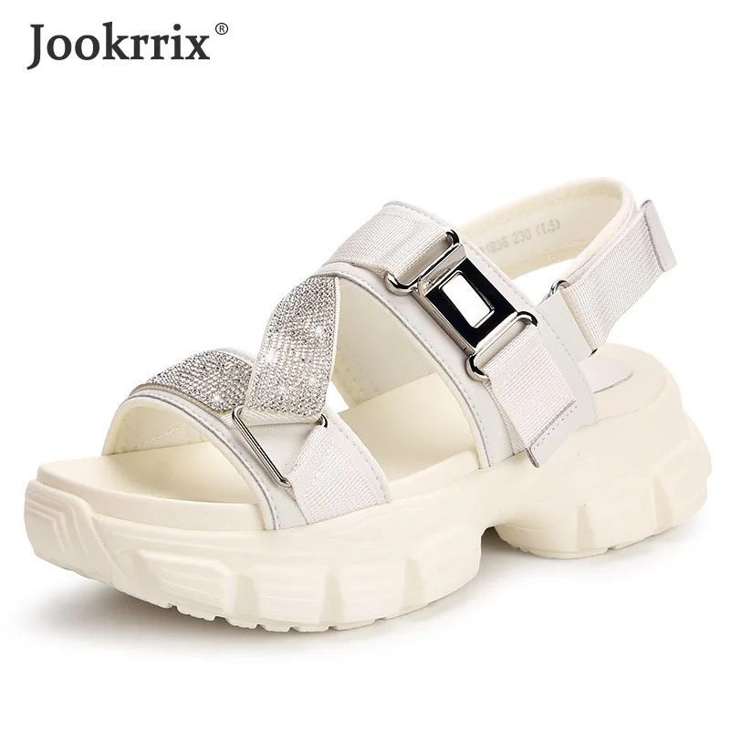 

2021 Summer Women Shoes Beach Sandals PU Fashion Adult Lady Thick Sole Platform Breathable Rhinestone Outside Leisure Slippers