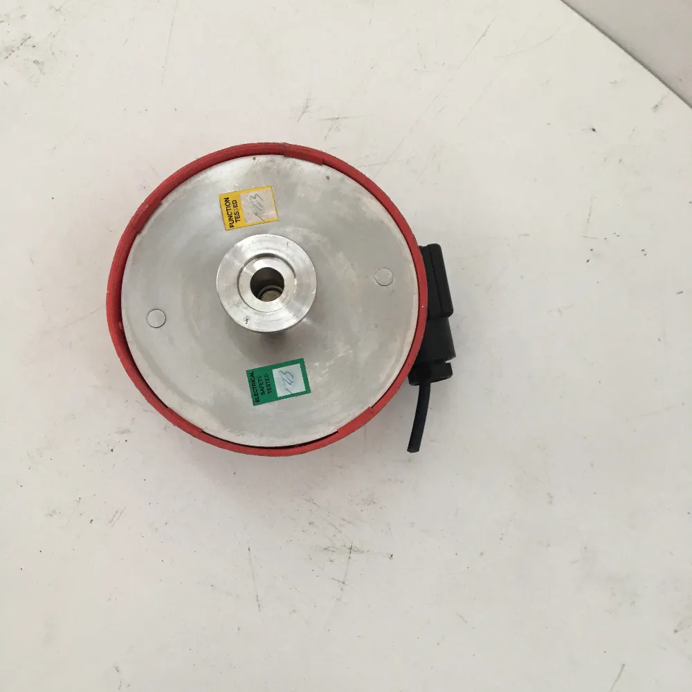 

EDWARDS D059 14000 Flow Valve Used In Good Condition