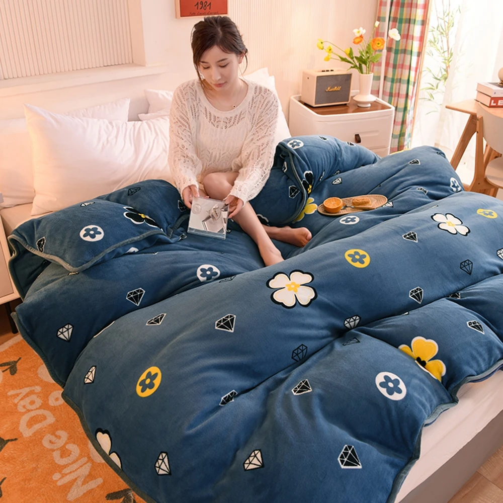 

Crystal Milk Velvet Winter Quilt Cover Cartoon Pattern Warmth And Soft Houseware Quilt Bed Cover Single/Double/Queen/King Size