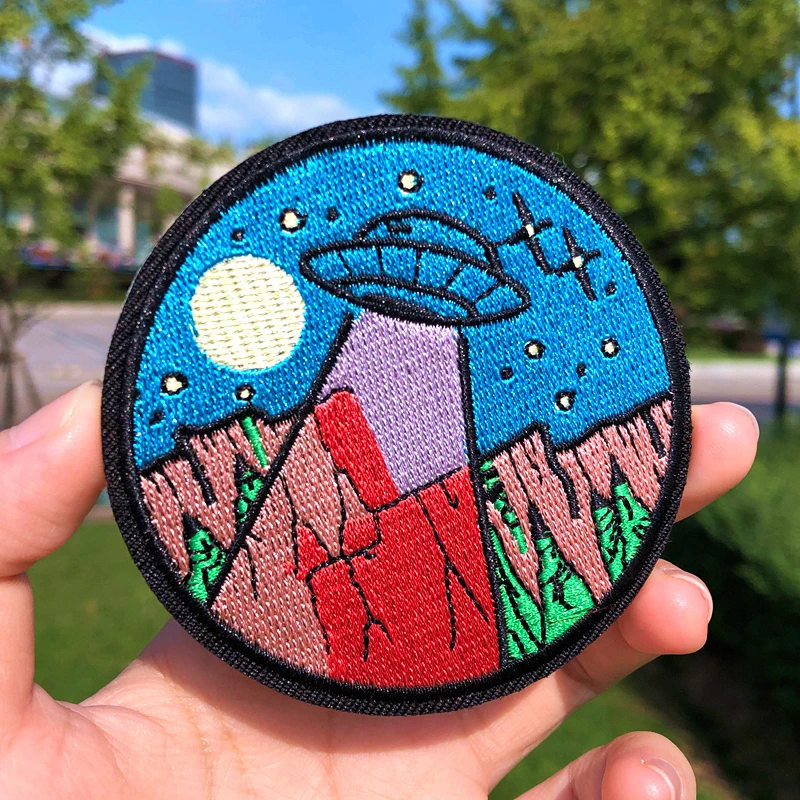 

Prajna Round Mountain Patches Nature Adventure Explorer Embroidered Patches For Clothing Applique Iron On Patch For Jacket Cloth