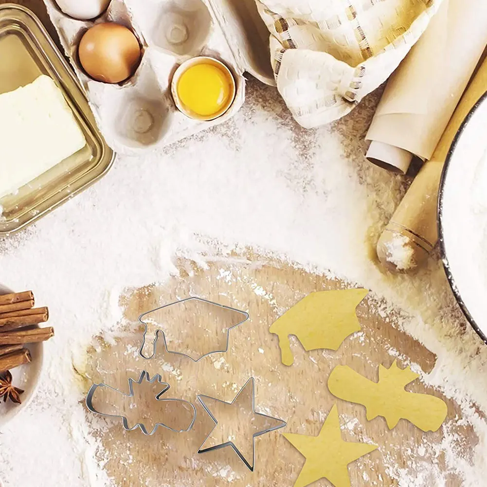 

8PCS Cookie Mould Stainless Steel Graduation Cap Pastry Fondant Biscuit Baking Shapes Durable And Easy To Clean Cookie Mould