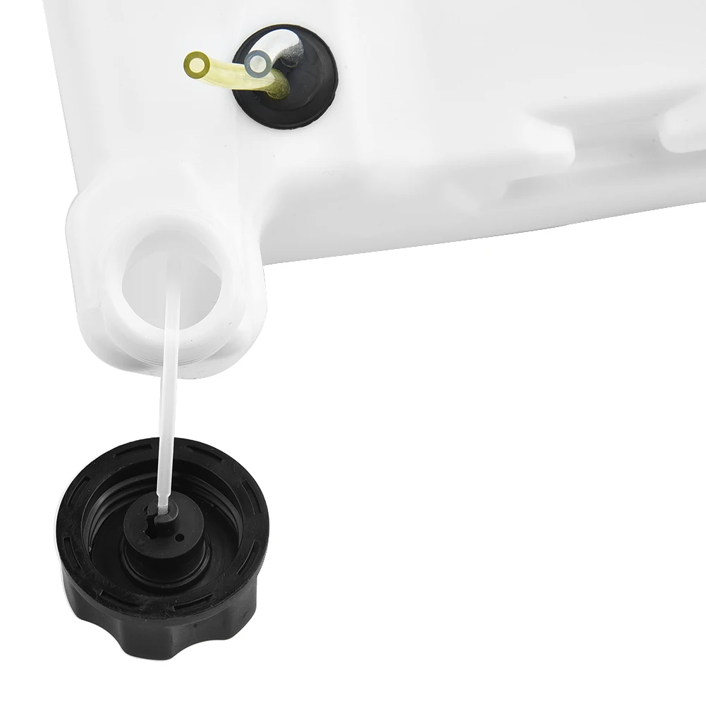 

Fuel Tank For Trimmer Brush Cutter Strimmer CG430 520 43CC Replacement White Oil Mixing Bottle Container for Chainsaw Strimmers