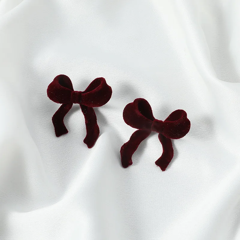 

New Style Bowknot Ear Studs Retro Temperament Creative Earrings for Women