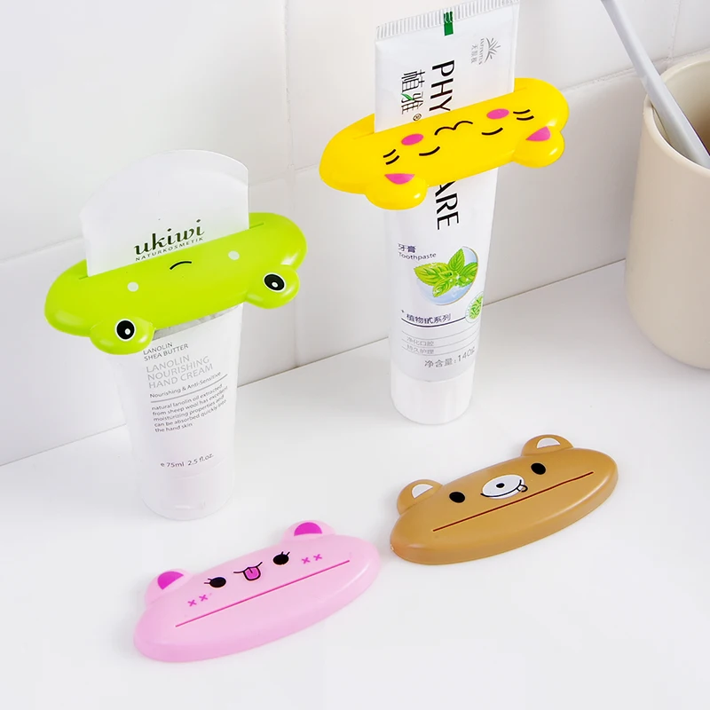 

1PC Cozy Panda Bathroom Toothpaste Tube Squeezer Home Toothpaste Dispensers Tooth brushing Holder For Kids Children Mama Dady
