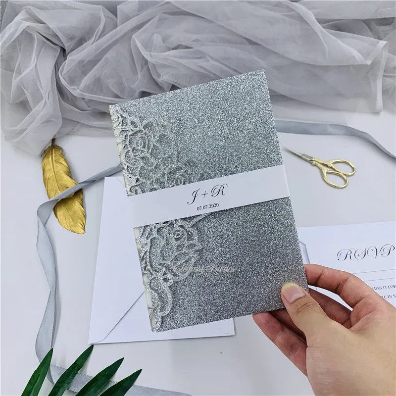 Glitter Silver Специальные блестящие серебряные три раза лазерная резка свадебные приглашения с открытка RSVP& Belly Band, лазер приглашает для свадеб и мероприятий - Цвет: Glitter Silver