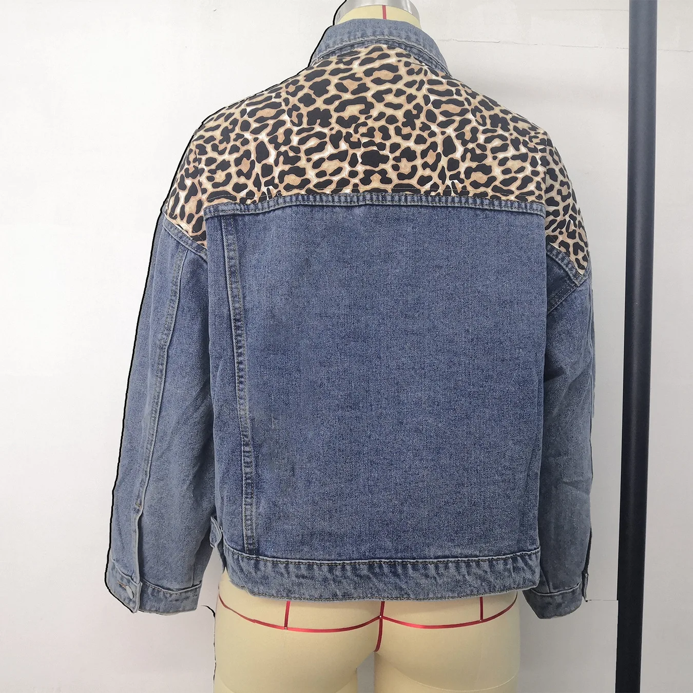 

FNOCE women's jean jackets winter new fashion trends casual youth leopard patchwork long sleeve slim denim coats and jackets