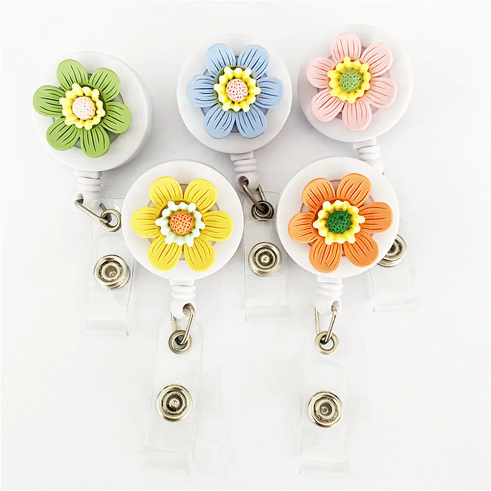 

Модный цветок Выдвижной Значок медсестры держатель для бейджей студентов врачей Id карты держатель