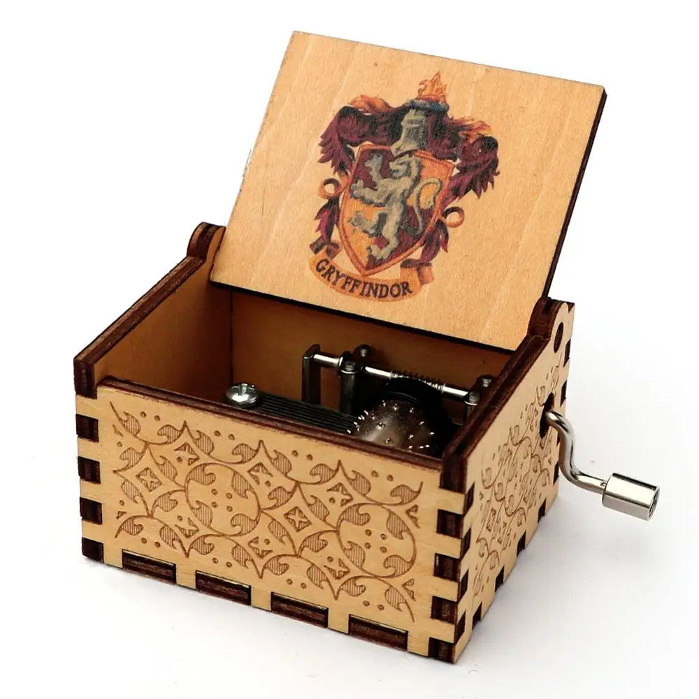 Деревянная музыкальная шкатулка ручной работы антикварная резная 3D цветная