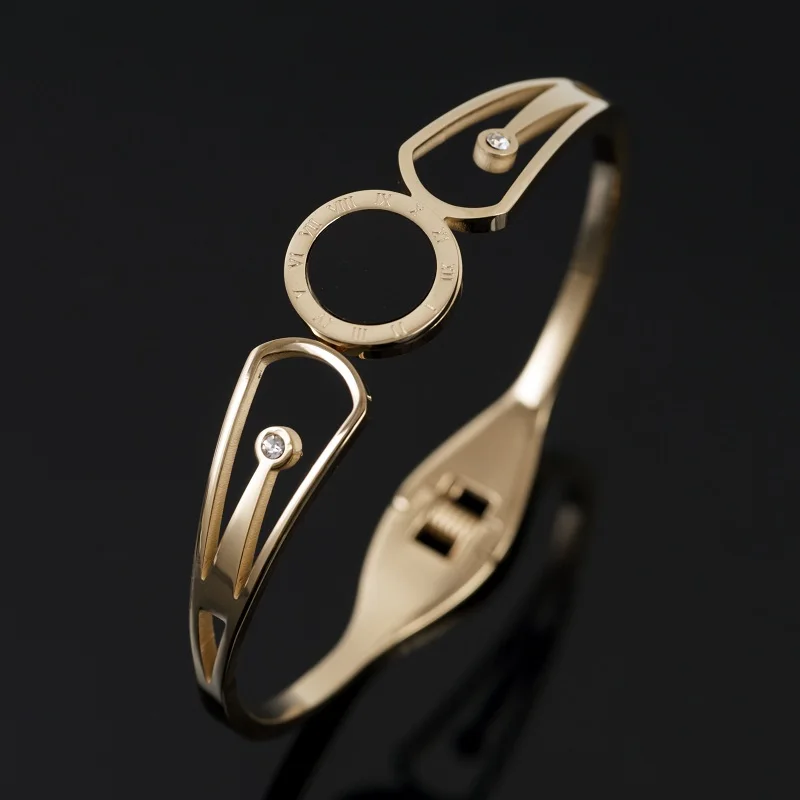 

Hollow Rhinestone Black Shell Bangle Bracelet Gold-plated Stainless Steel Roman Numerals Bracelet For Men Women Wedding Jewelry