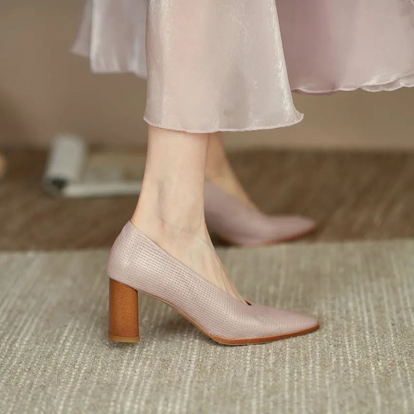 

QUTAA 2021 Round Toe Thick Heels High Quality Genuine Leather Women Shoes Spring Summer Basic Fashion Female Pumps Size 34-39