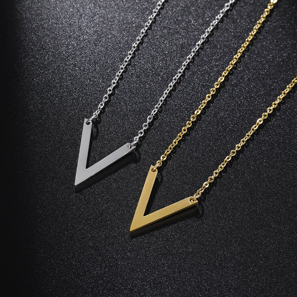 

Fashion Stainless Steel Letter V Necklace Pendant for Women Initial Necklace Jewelry Gift