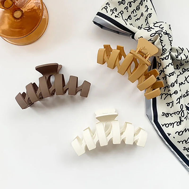 

Creative Women Wave Hair Claw New Bath Claw Clip Multifunction Large Hairpin Girls Hair Accessories Hair Grip Hair Clip