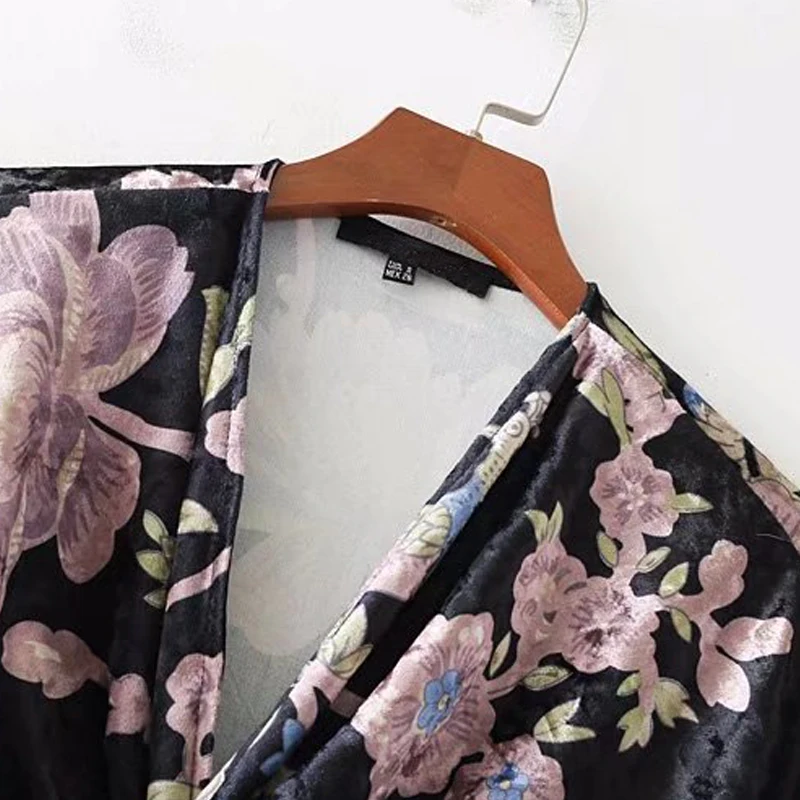 HStar 2020 new fashion vintage floral print dress V neck velvet short sleeve pencil split front black | Женская одежда