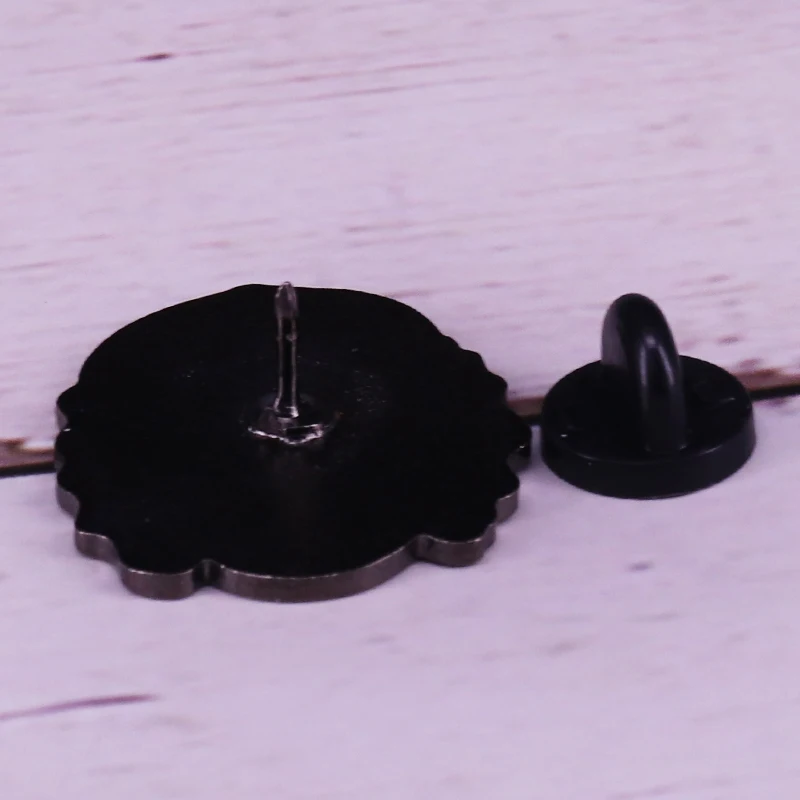 Фигурка из Черной лагуны брошь в американском черно-белом 3D фильме ужасов |