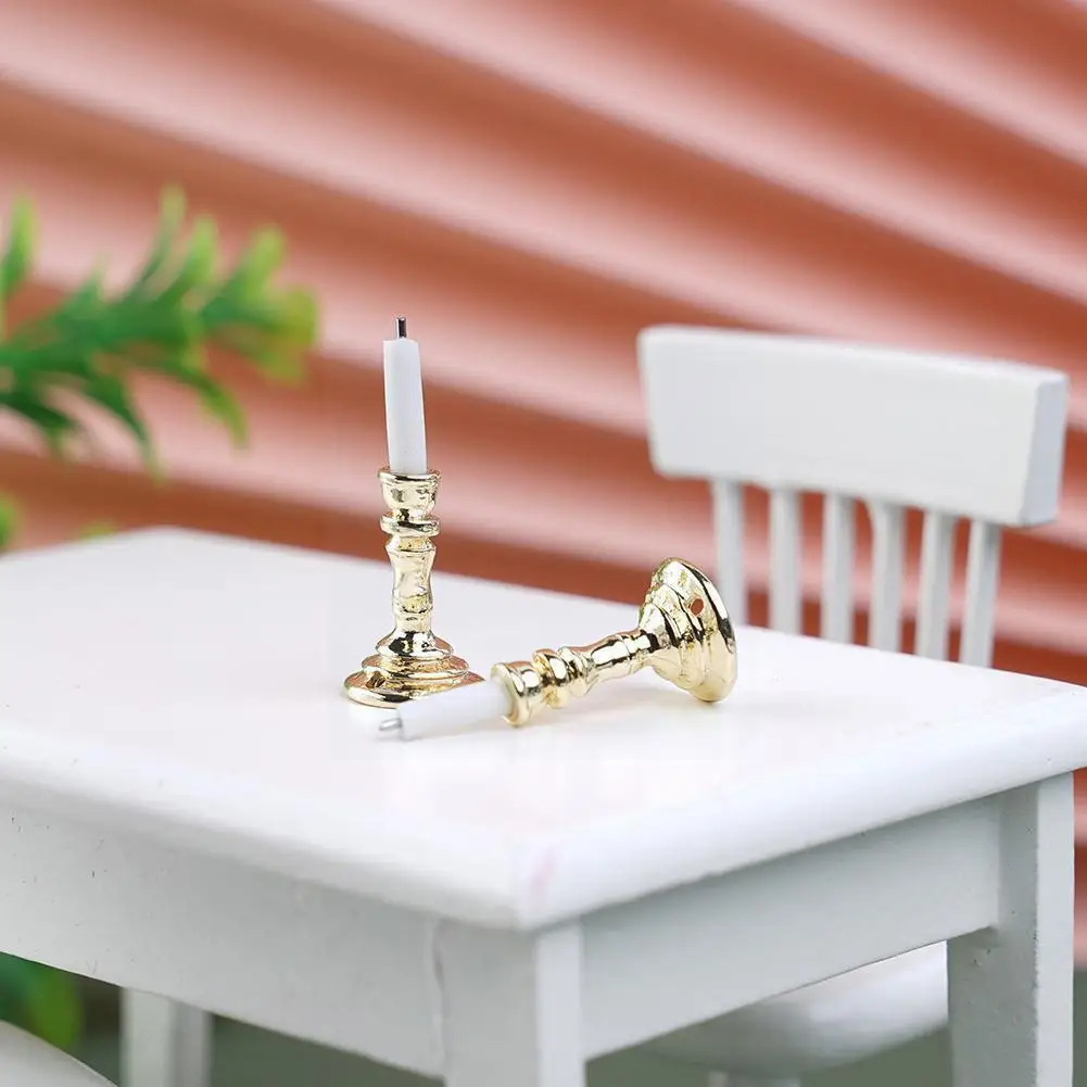 

1 Pair Dollhouse Simulation Mini Candlesticks Model Doll Accessories House Miniature Dollhouse 1: Candlesticks Toy Decorati J4Q0