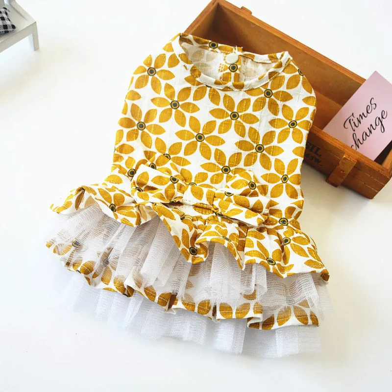 С цветочным рисунком Платье с изображением собаки для маленьких собак