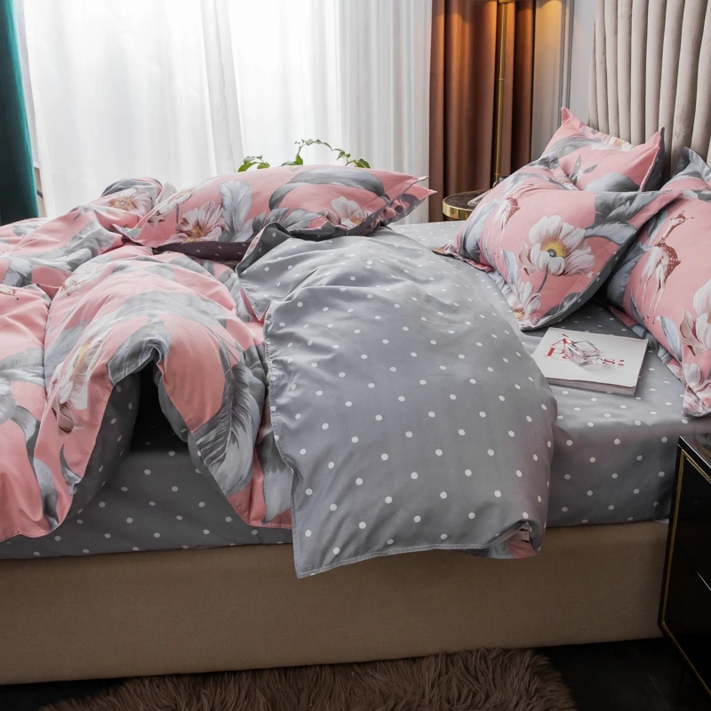 Комплект постельного белья Black heart home с принтом в виде сердца классическое