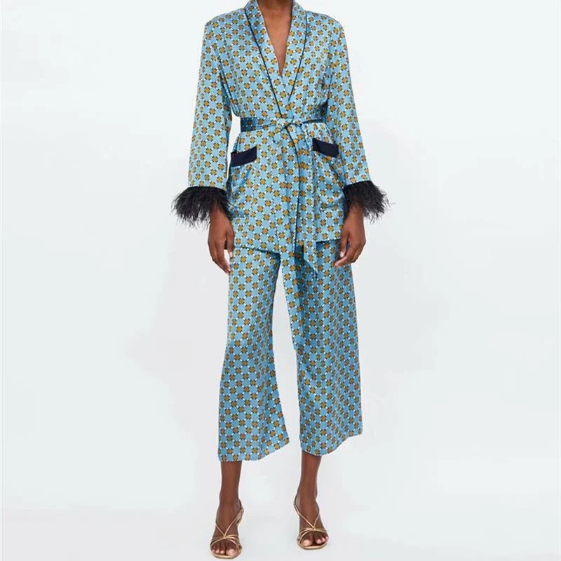 

Women's Suits 2021 Autumn Loose Blue Printed Kimono Jacket with Feather Sleeves Wide Leg Pants Two-piece Viintage Clothing Suits