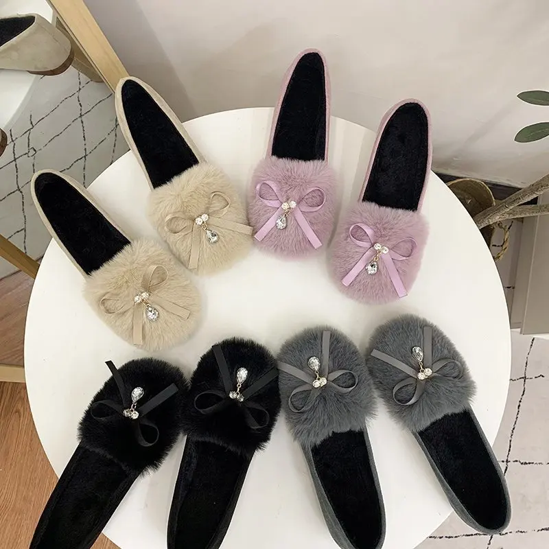 

Furry shoes for women's outer wear one-step round toe flat bottom 2020 new autumn and winter plus velvet single shoes