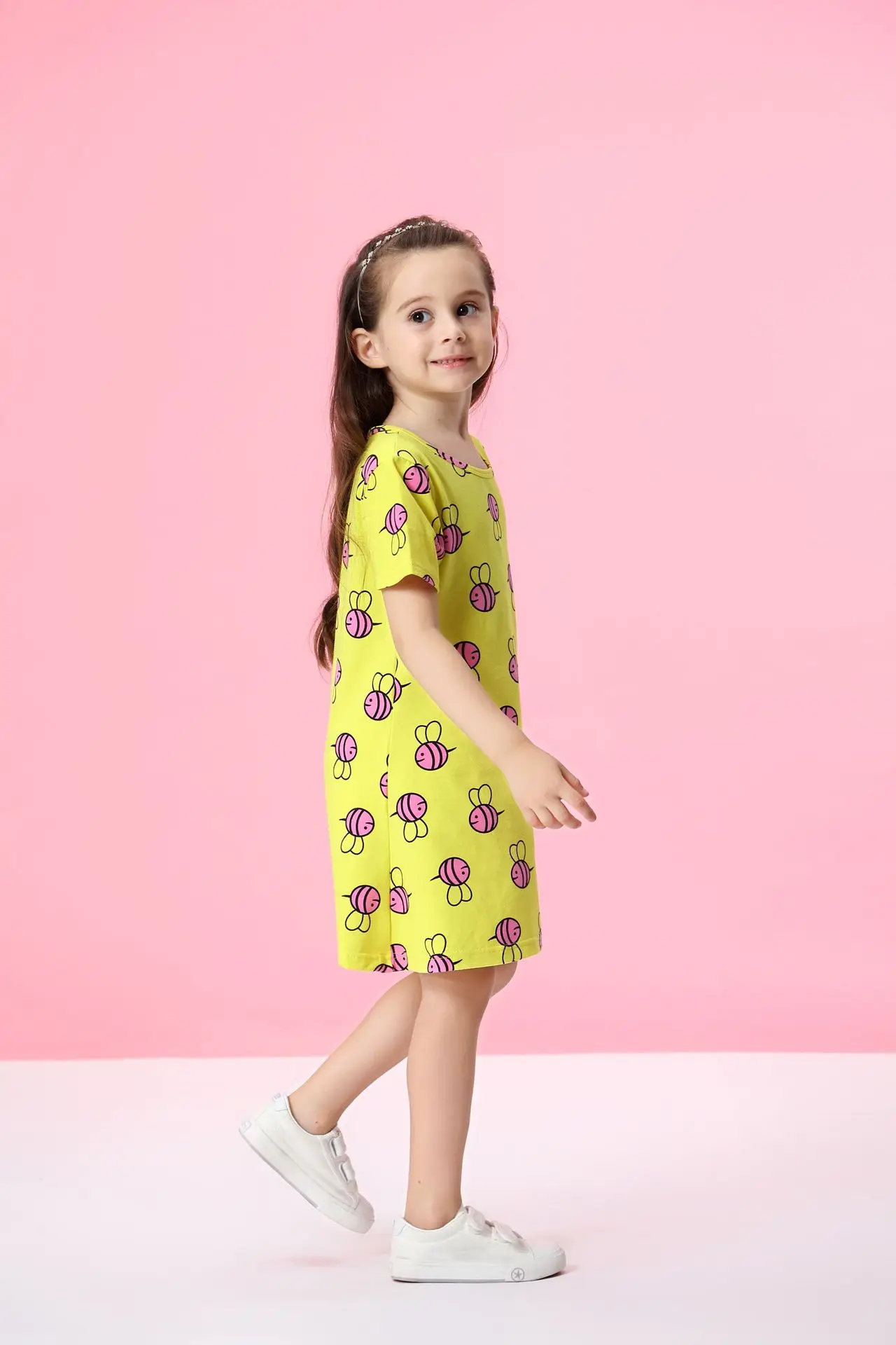 Весеннее платье для девочек детское с короткими рукавами и круглым вырезом милая
