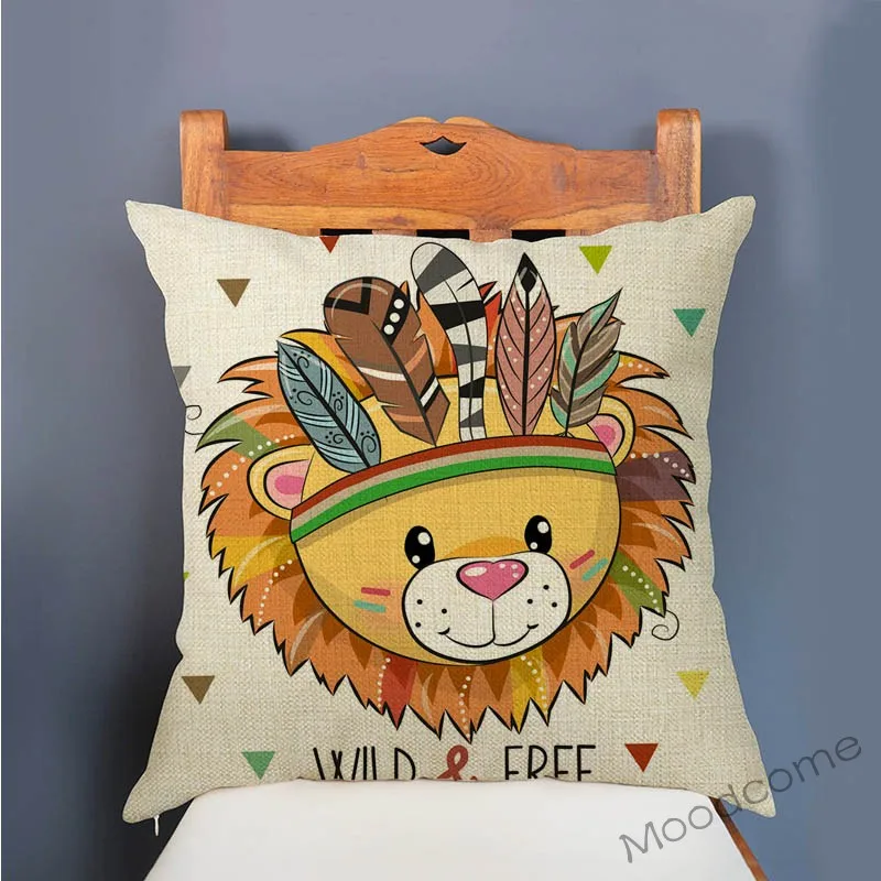 Наволочка для детской подушки с изображением лесных животных мультяшных Льва