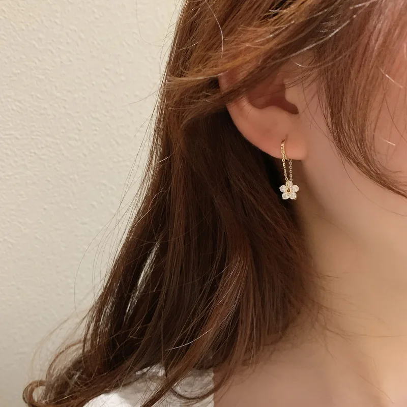 

Fashion Flower Drop Earrings for Women Korean Elegant Gold Metal Chain Hoop Earring 2021 Trendy Pearl Dangle Earring Jewelry