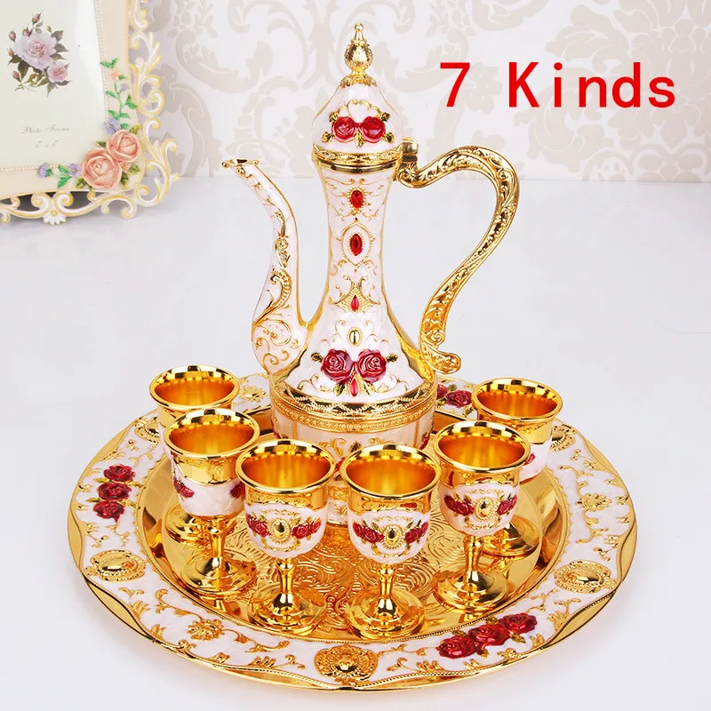 

Russian European style wine glass liquor hip flask wine set creative alloy old flask gift Retro Palace Wedding Metal Home Decor