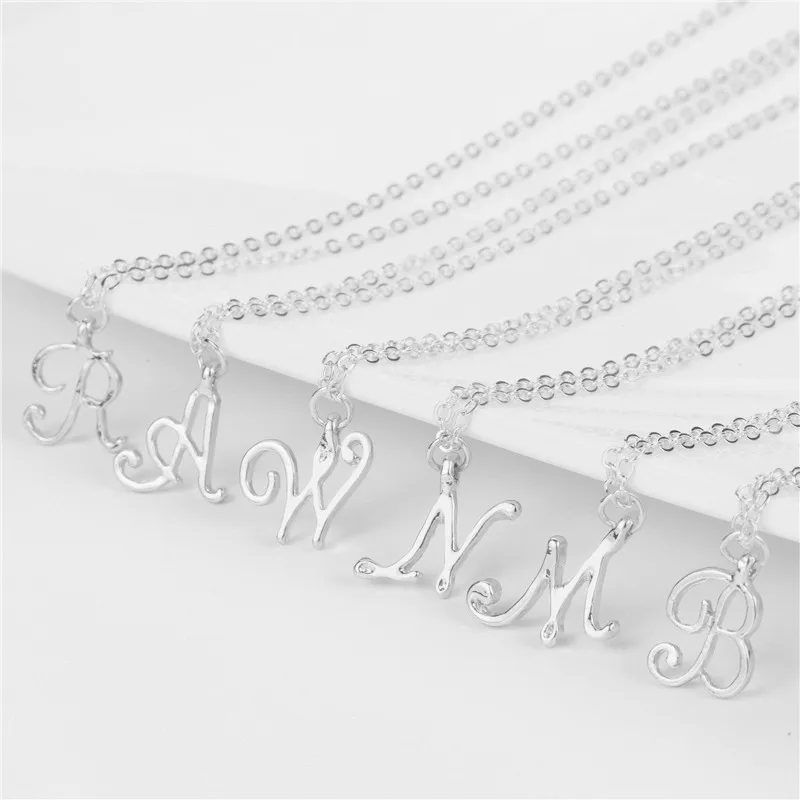 

Fashion Gold 26 Letter Pendant Necklace Exquisite Stainless Steel Elegant Women Temperament Clavicle Chain Couple Gift Jewelry