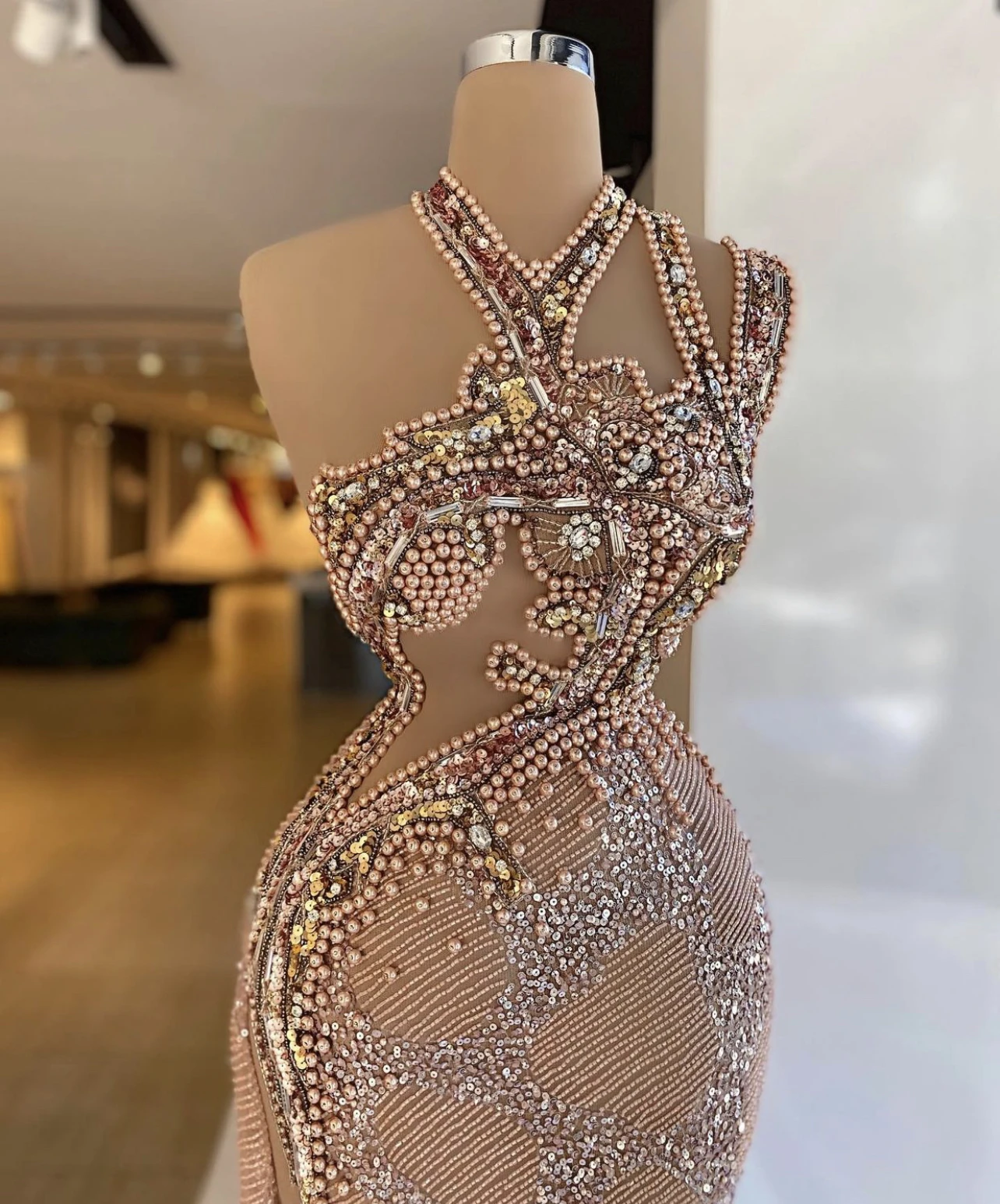 

BAZIIINGAAA Arab Luxury Evening Dress Handmade Beading Sweetheart Robe Dresses Ball Gown Royal fam Feather Customized Plus Size