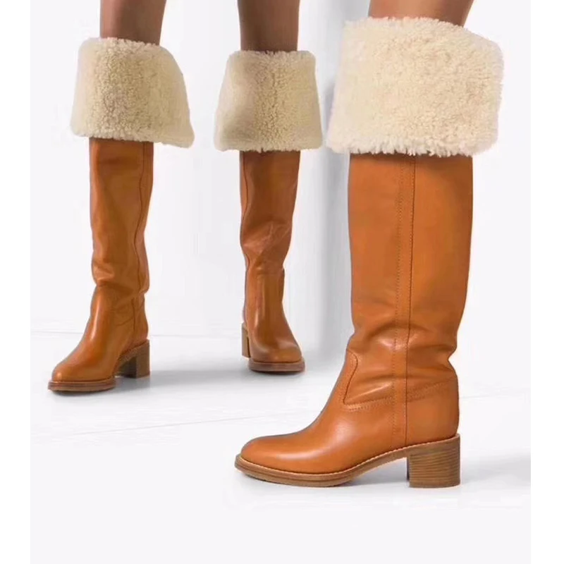 Зимние шерстяные сапоги выше колена на среднем массивном каблуке теплые женские