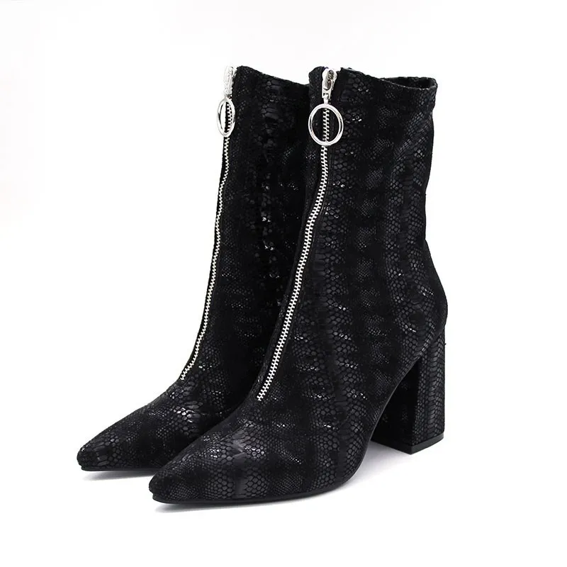 

Женские сапоги стрейч, на среднем каблуке, однотонные Вечерние