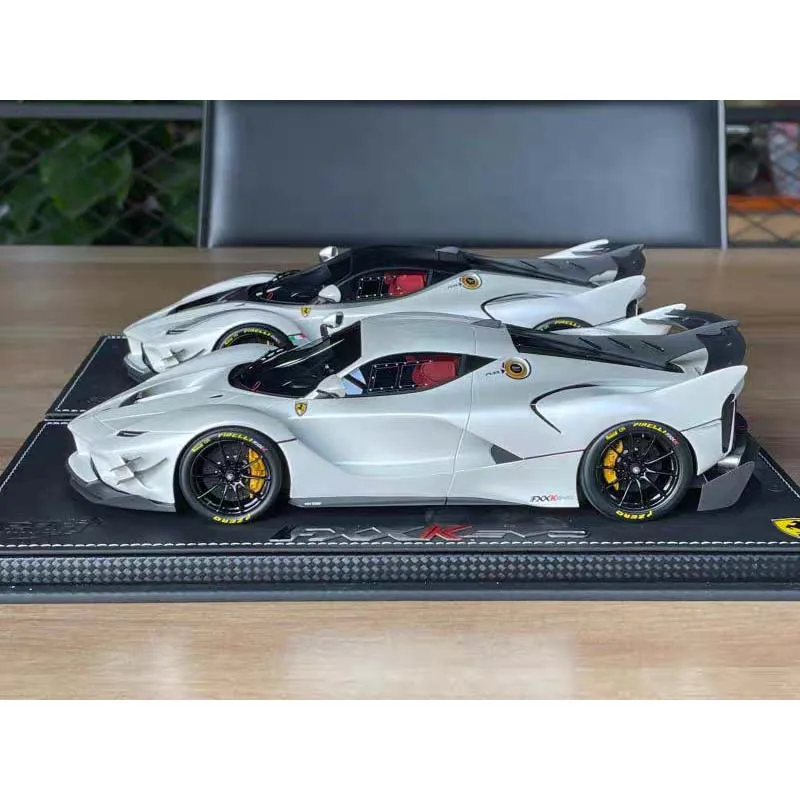 Новая модель спортивного автомобиля BBR 1: 18 Ferrari fxxk Evo Limited из смолы