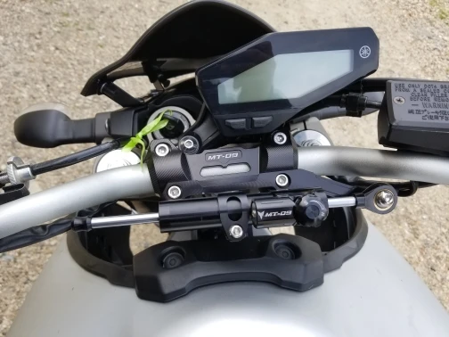 

MT-09 FZ-09 Motorcycle CNC Stabilizer Steering Damper with Mounting Bracket Kit For YAMAHA MT09 FZ09 2013-2016 2017 2018 2019