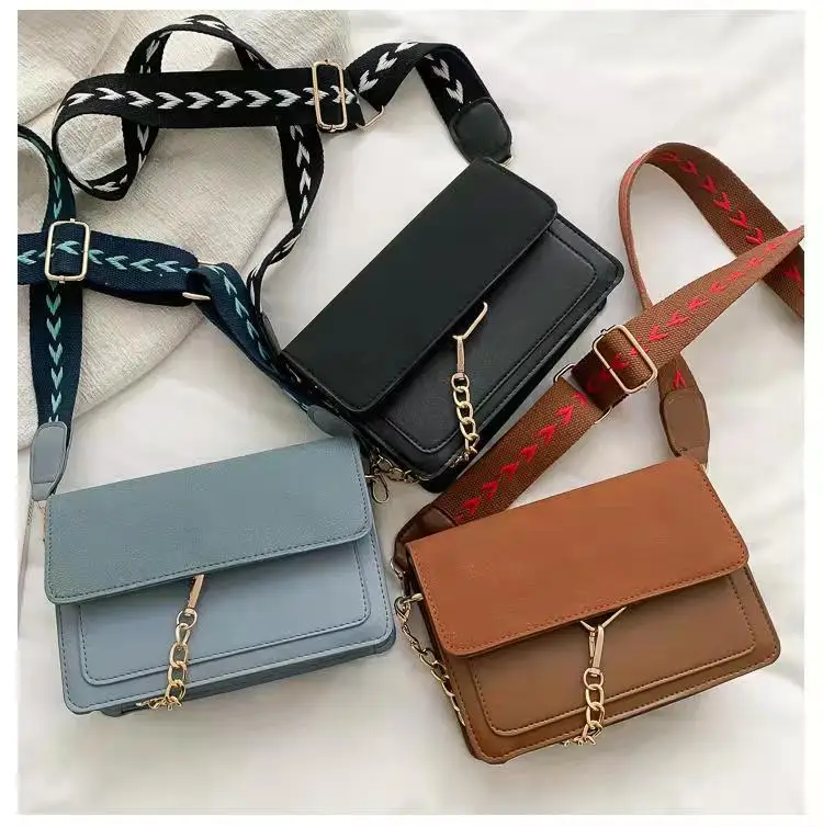 

Women's Fashion Luxury Designer Crossbody Bag Soft Leather Casual Small Square Bag Wild Strap Handbag Crossbody Bags Solid Color