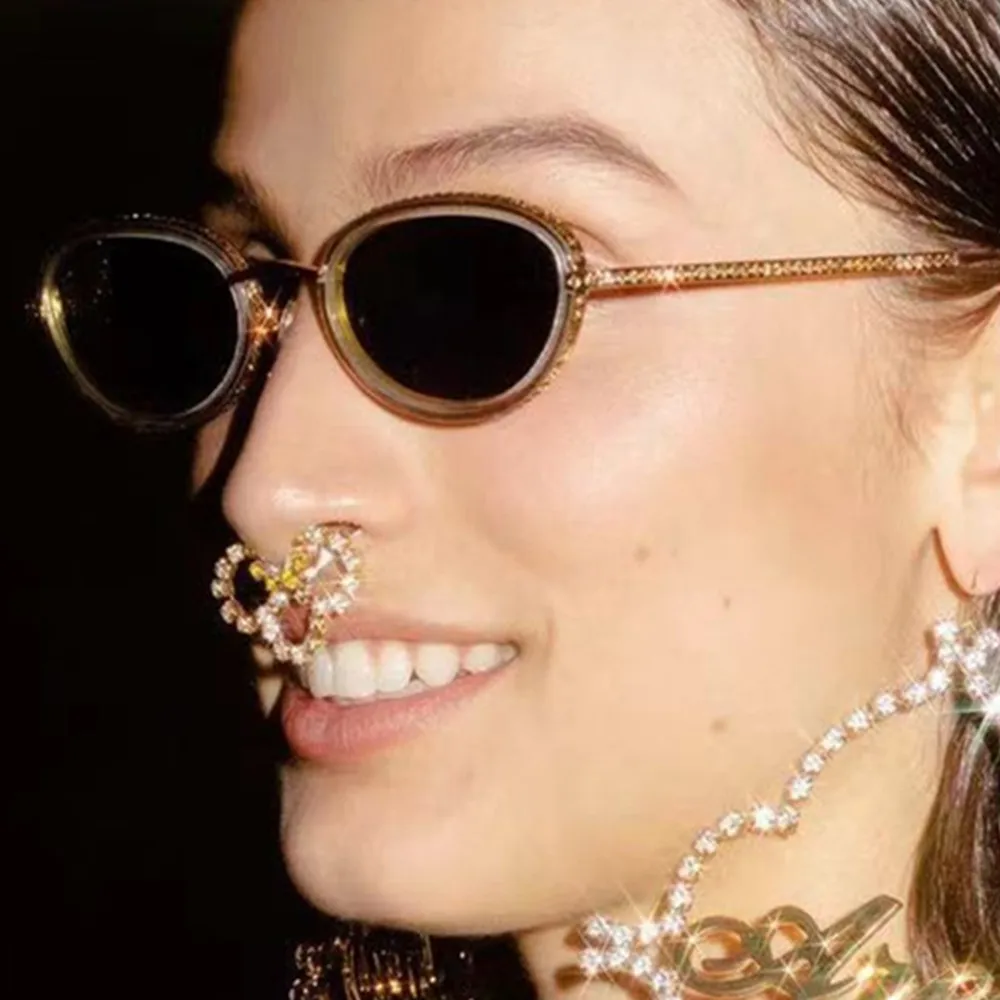 

2021 Sexy Rhinestone Crystal Flower Fake Nose Ring Hoop Round Fake Septum No Piercing Nose Rings Clip Body Jewelry for Women