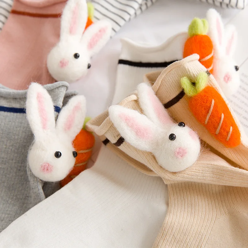 

2021 Women's Cartoon Socks Rabbit Carrot Socks Lovely Cartoon Kawaii Cute Socks 1 Pair Girl's Socks EU 35-43 Size Fashion Sox