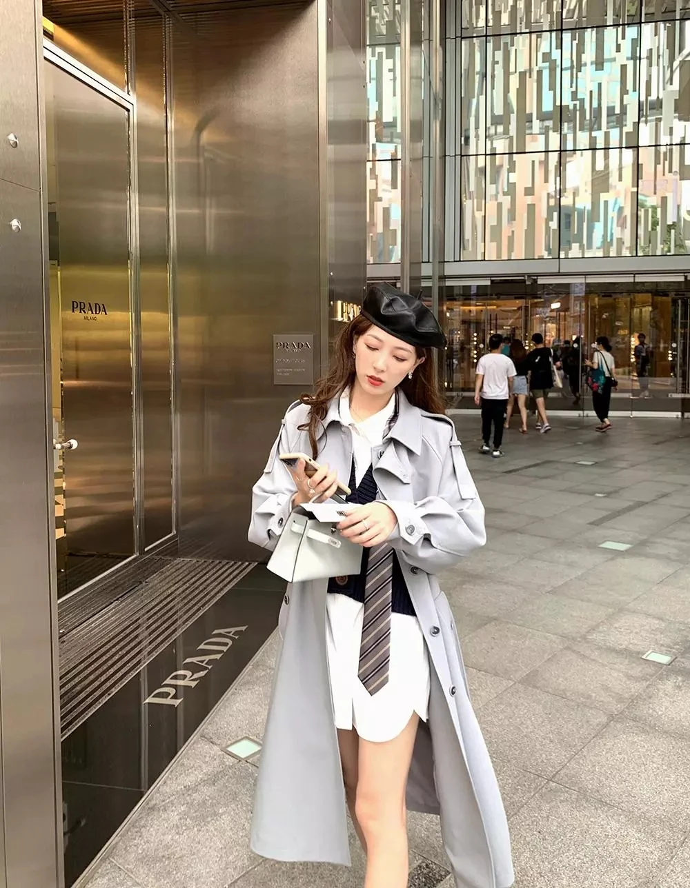 

2020 new fashion winter high fashion double breasted long trench coat with belt chic women's trench coat