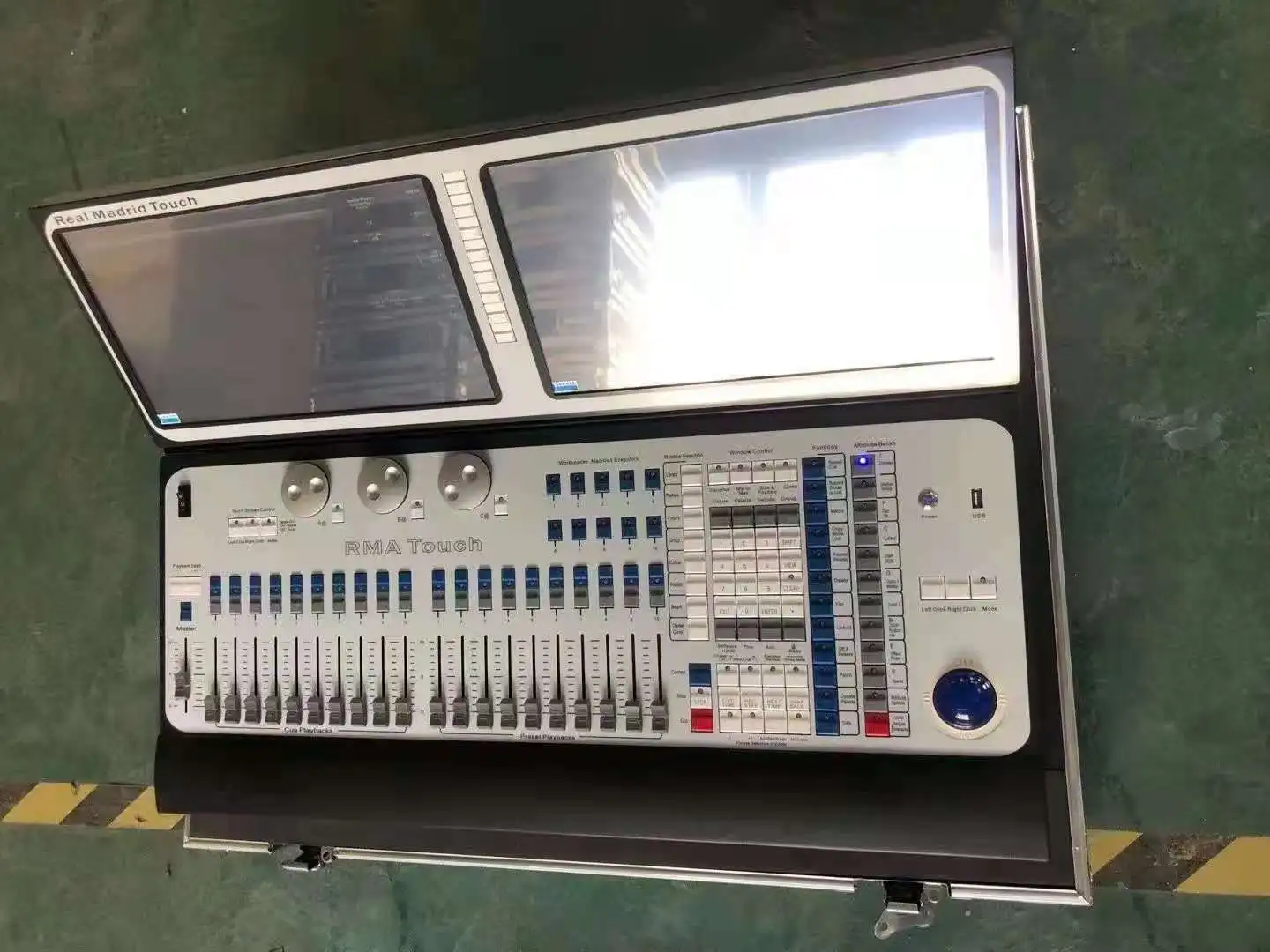 Консольный контроллер освесветильник dmx tiger dual touch light | Электроника