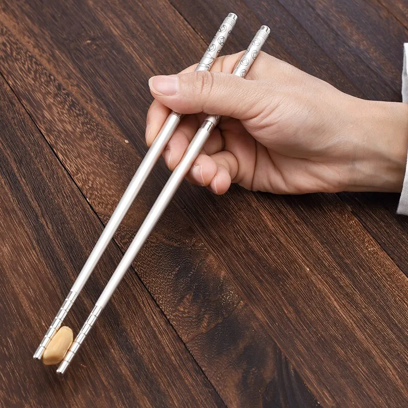 

Sterling silver chopsticks sterling silver 999 Chinese non-slip adult round chopsticks hand-carved portable silver tableware 50g