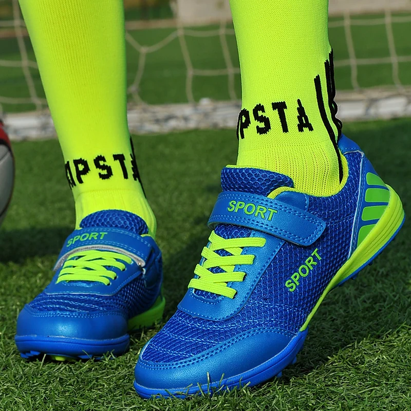 Indoor Turf Soccer Shoes for Kids Mesh Comfort Futsal Child Football Boys Girls Children Football Training Sneakers botas futbol